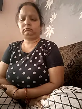 Kavya kapoor online show from 03-13-25, 01:54