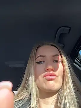 Devill Angel  online show from 04-10-26, 06:07