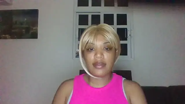 Snapshot of thekelliecapri chatting on 05-22-26, 04:41 thekelliecapri online show from 05-22-26, 04:41