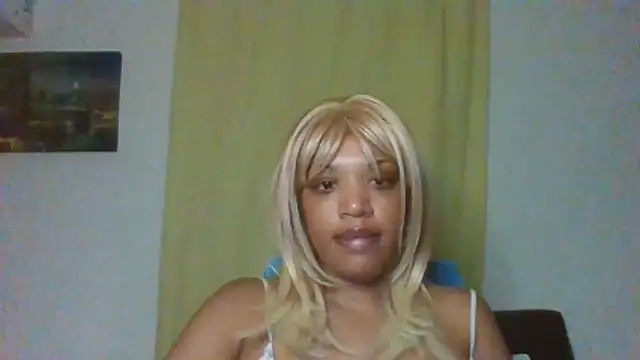 Snapshot of thekelliecapri chatting on 05-23-26, 08:51 thekelliecapri online show from 05-23-26, 08:51
