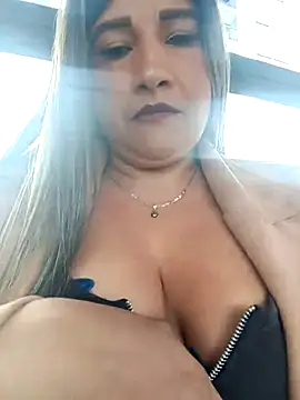 Snapshot of Hannahcandyy chatting on 02-09-26, 01:37 Hannahcandyy online show from 02-09-26, 01:37