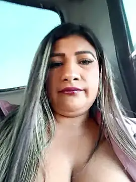 Snapshot of Hannahcandyy chatting on 02-26-26, 01:32 Hannahcandyy online show from 02-26-26, 01:32