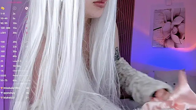 Snapshot of Kendall_Bunnyy chatting on 03-15-25, 10:55 Kendall Bunnyy online show from 03-15-25, 10:55