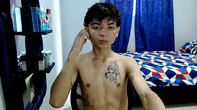 Snapshot of Lovebeng_ chatting on 12-17-24, 05:36 Lovebeng online show from 12-17-24, 05:36