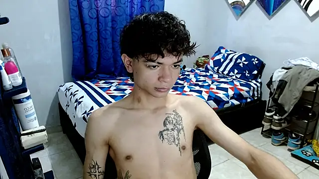 Snapshot of Lovebeng_ chatting on 01-21-25, 09:25 Lovebeng online show from 01-21-25, 09:25