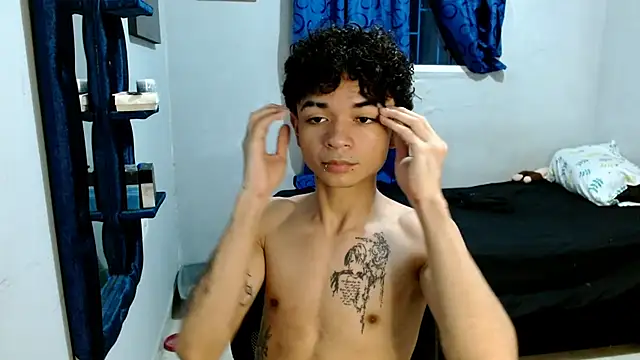 Snapshot of Lovebeng_ chatting on 02-19-25, 11:25 Lovebeng online show from 02-19-25, 11:25