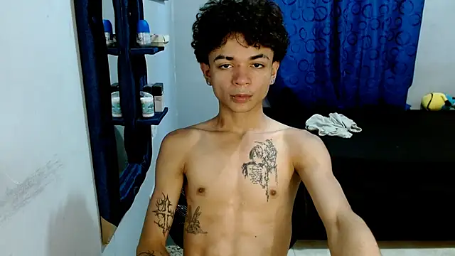 Snapshot of Lovebeng_ chatting on 03-09-25, 10:52 Lovebeng online show from 03-09-25, 10:52