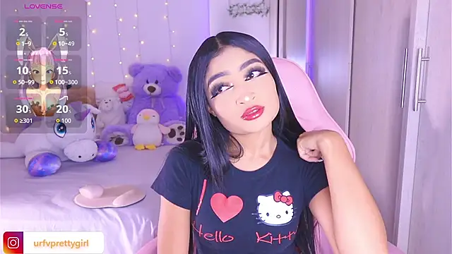 urfavprettygirl online show from 06-15-26, 08:38