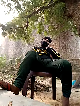 Snapshot of Fucker_boy_1 chatting on 01-02-25, 09:00 Fucker boy 1 online show from 01-02-25, 09:00