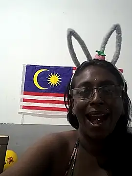 mamakarma1403 online show from 09-19-25, 12:02