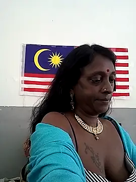 mamakarma1403 online show from 10-14-25, 05:41