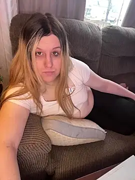 PuckBunny17 online show from 12-29-24, 06:05