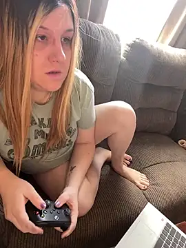 PuckBunny17 online show from 01-07-25, 04:37