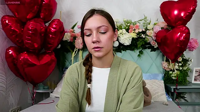 AliceBrayan online show from 02-12-26, 05:08