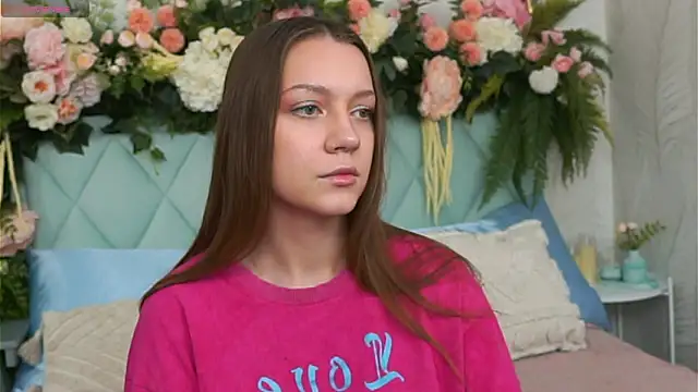 AliceBrayan online show from 03-11-26, 05:08