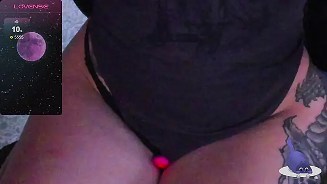 Snapshot of Ghosty_Doll chatting on 12-11-24, 08:07 Ghosty Doll online show from 12-11-24, 08:07