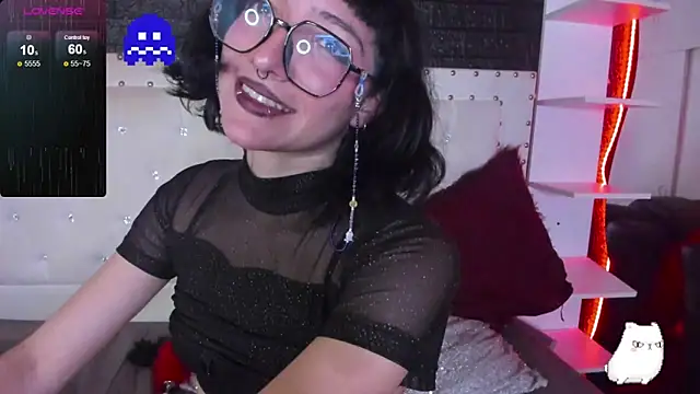 Snapshot of Ghosty_Doll chatting on 02-22-25, 04:19 Ghosty Doll online show from 02-22-25, 04:19
