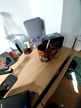 pascalino100 online show from 03-02-25, 12:22