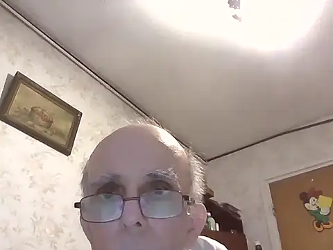 mariusica1xh online show from 11-04-25, 05:17