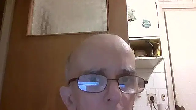 mariusica1xh online show from 07-12-26, 10:34