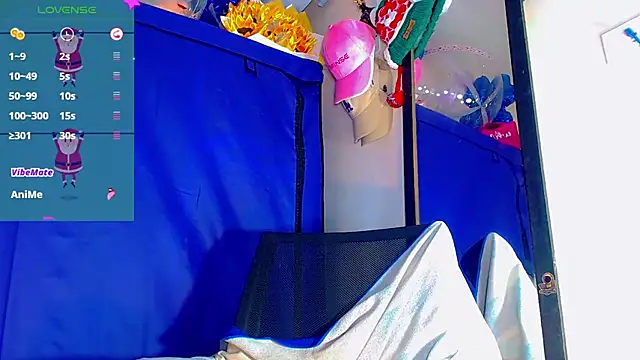 Snapshot of nicol_gill_ chatting on 12-13-24, 03:11 nicol gill online show from 12-13-24, 03:11