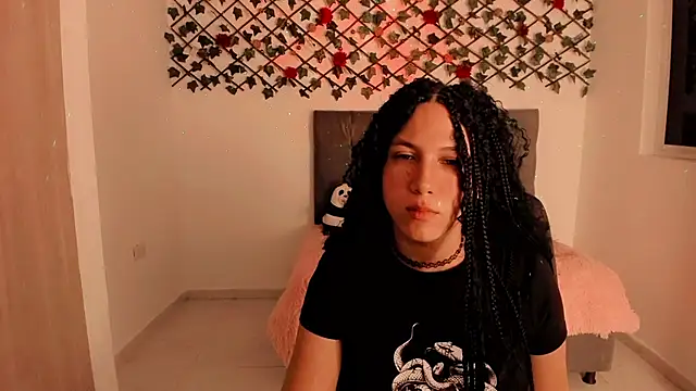 Lilith Miller21 online show from 10-17-25, 07:16