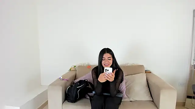 Snapshot of Charlotte_cowell_sub1_ chatting on 01-29-25, 08:14 Charlotte cowell sub1 online show from 01-29-25, 08:14