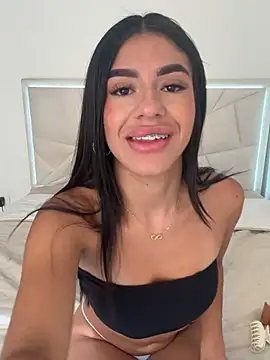 Snapshot of Charlotte_cowell_sub1_ chatting on 02-08-25, 01:54 Charlotte cowell sub1 online show from 02-08-25, 01:54