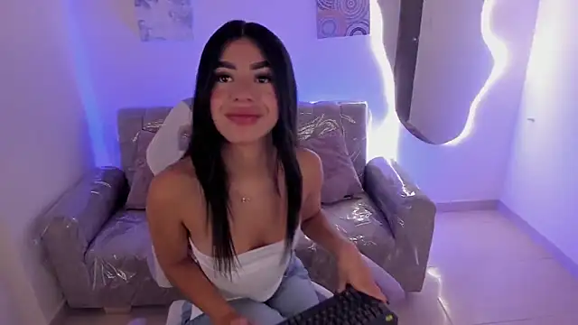 Snapshot of Charlotte_cowell_sub1_ chatting on 09-09-25, 04:28 Charlotte cowell sub1 online show from 09-09-25, 04:28