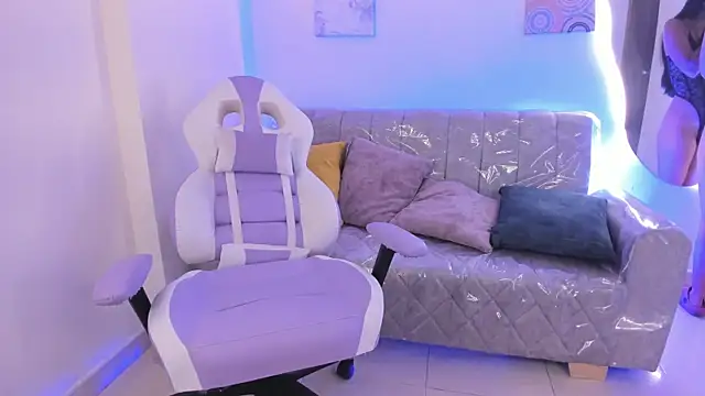 Snapshot of Charlotte_cowell_sub1_ chatting on 10-02-25, 02:57 Charlotte cowell sub1 online show from 10-02-25, 02:57