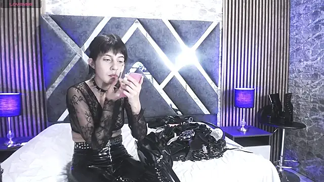 Snapshot of bellatrix25 chatting on 12-04-24, 08:29 bellatrix25 online show from 12-04-24, 08:29