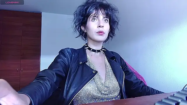 Snapshot of bellatrix25 chatting on 02-10-25, 09:25 bellatrix25 online show from 02-10-25, 09:25