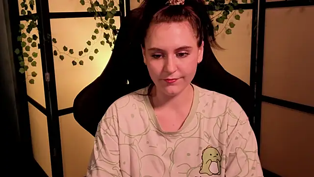 Snapshot of Diana_Flower chatting on 01-08-26, 11:23 Diana Flower online show from 01-08-26, 11:23