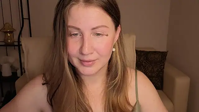 Helens love online show from 09-18-25, 01:18