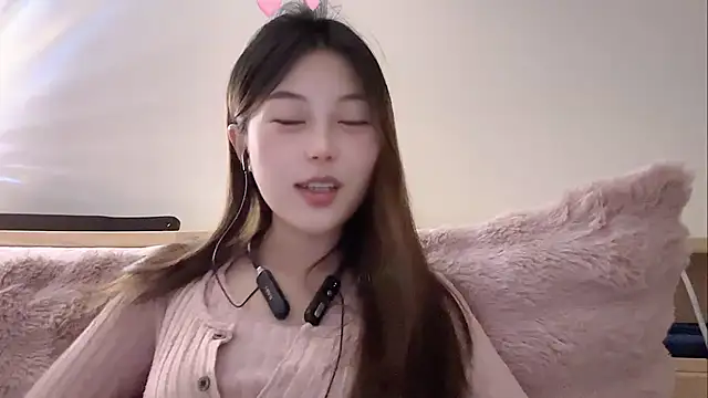 Snapshot of Sweet-Angel999 chatting on 02-10-26, 09:30 Sweet-Angel999 online show from 02-10-26, 09:30