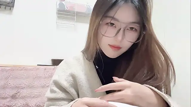 Snapshot of Sweet-Angel999 chatting on 02-13-26, 12:56 Sweet-Angel999 online show from 02-13-26, 12:56