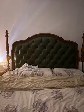 Sweet-Angel999 online show from 04-23-26, 04:53