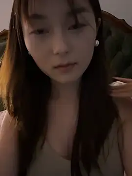 Snapshot of Sweet-Angel999 chatting on 06-23-26, 03:54 Sweet-Angel999 online show from 06-23-26, 03:54
