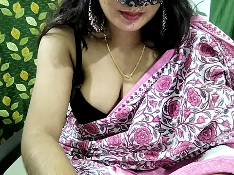 Snapshot of Aarvi_Arora chatting on 02-16-25, 11:49 Aarvi Arora online show from 02-16-25, 11:49