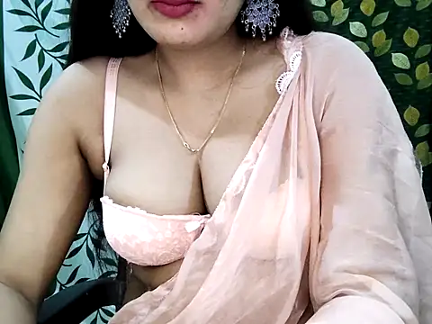 Snapshot of Aarvi_Arora chatting on 10-10-25, 09:52 Aarvi Arora online show from 10-10-25, 09:52