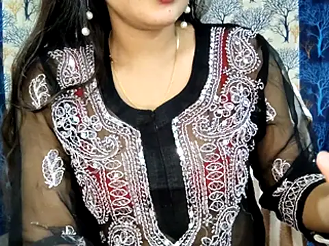 Snapshot of Aarvi_Arora chatting on 11-22-25, 10:14 Aarvi Arora online show from 11-22-25, 10:14