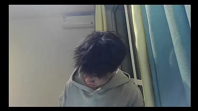 shuai321 online show from 02-20-25, 04:03