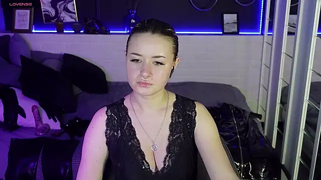 Snapshot of Lily_Moonlight chatting on 02-20-25, 10:48 Lily Moonlight online show from 02-20-25, 10:48