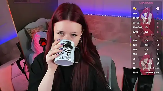 Lily Moonlight online show from 05-18-26, 07:14