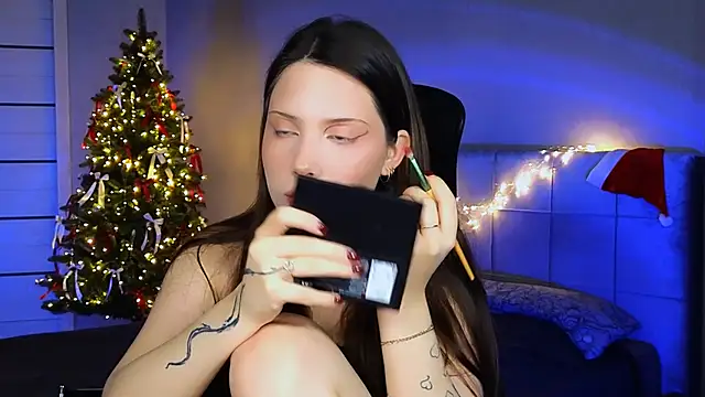Snapshot of Stacy_Gonzales_ chatting on 12-29-24, 06:14 Stacy Gonzales  online show from 12-29-24, 06:14