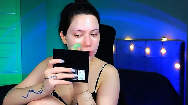 Snapshot of Stacy_Gonzales_ chatting on 03-02-25, 06:48 Stacy Gonzales  online show from 03-02-25, 06:48