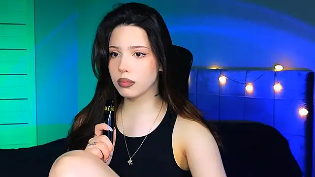 Snapshot of Stacy_Gonzales_ chatting on 03-16-25, 06:09 Stacy Gonzales  online show from 03-16-25, 06:09