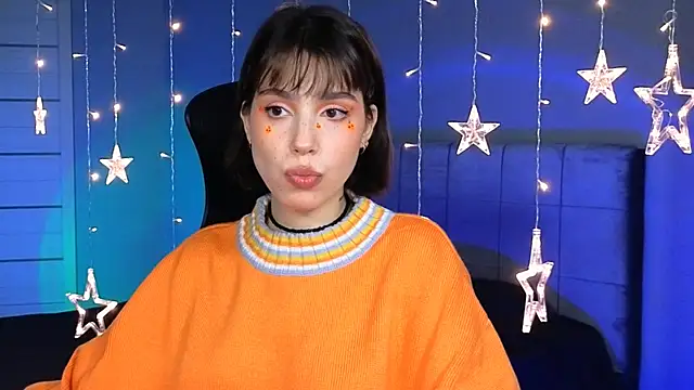 Snapshot of Stacy_Gonzales_ chatting on 10-31-25, 10:38 Stacy Gonzales online show from 10-31-25, 10:38