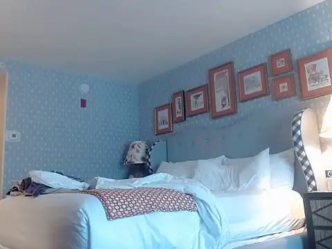 Snapshot of AngelineStoney chatting on 03-10-25, 02:48 AngelineStoney online show from 03-10-25, 02:48