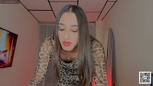 Snapshot of Goddivaa chatting on 12-04-25, 05:28 Goddivaa online show from 12-04-25, 05:28